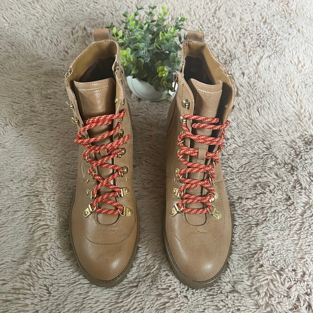 G By Guess Combat Hiking Style Tan Faux Leather 'Nora' Boots Size: 9.5M - Picture 14 of 15